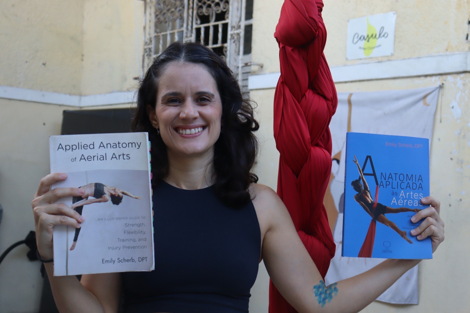 Linguagem, corpo e inclusão: Malu Vieira lança versão brasileira de obra inédita sobre anatomia aplicada ao circo