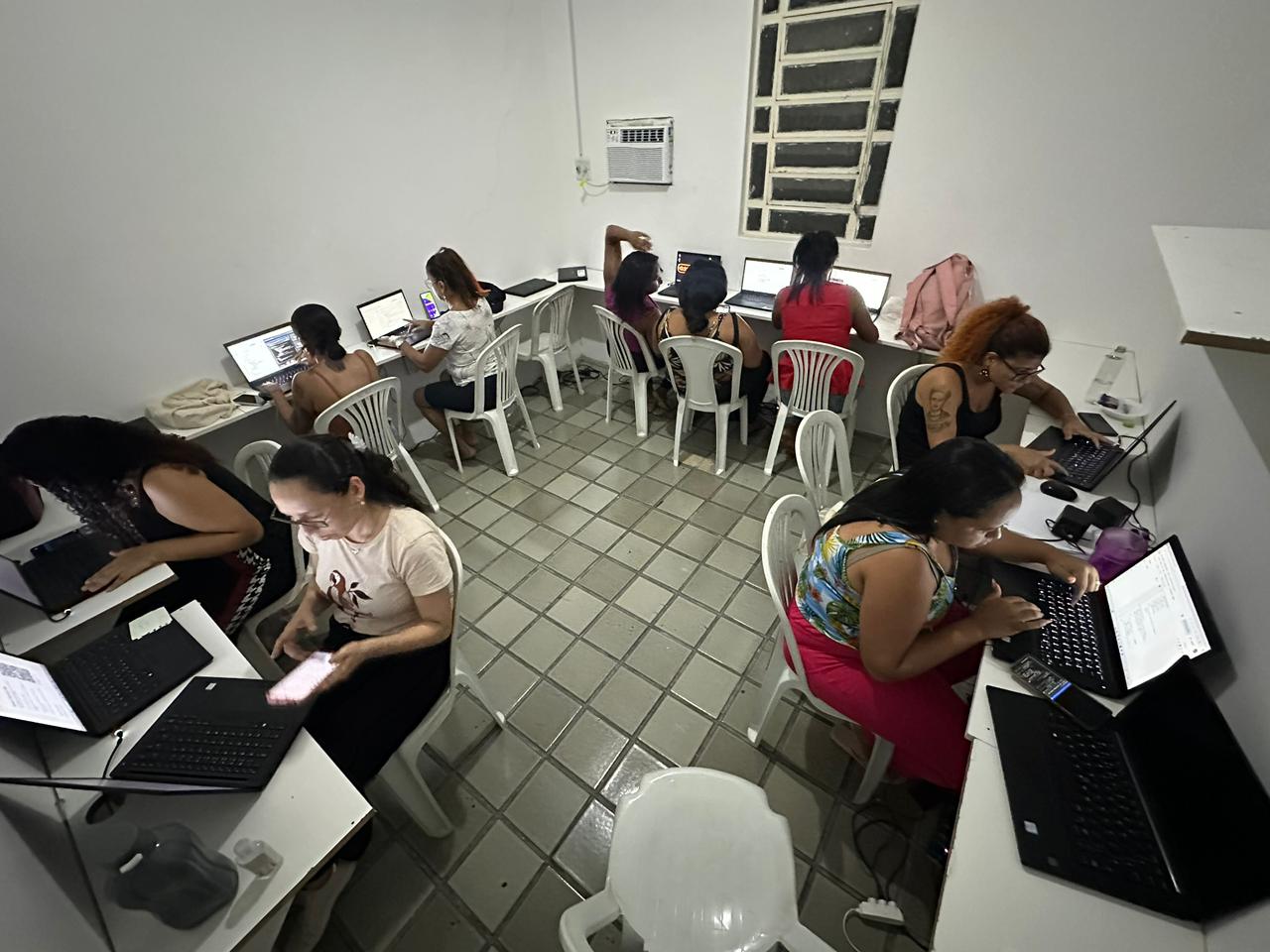 Instituto Casa Amarela Social abre vaga para professor PCD em curso de Programação e Inteligência Artificial